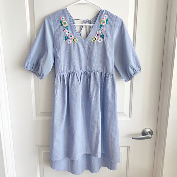 Potter's Pot Dresses & Skirts - Potter’s Pot Darling Embroidered Sundress | Medium